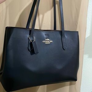 Coach carryall tote